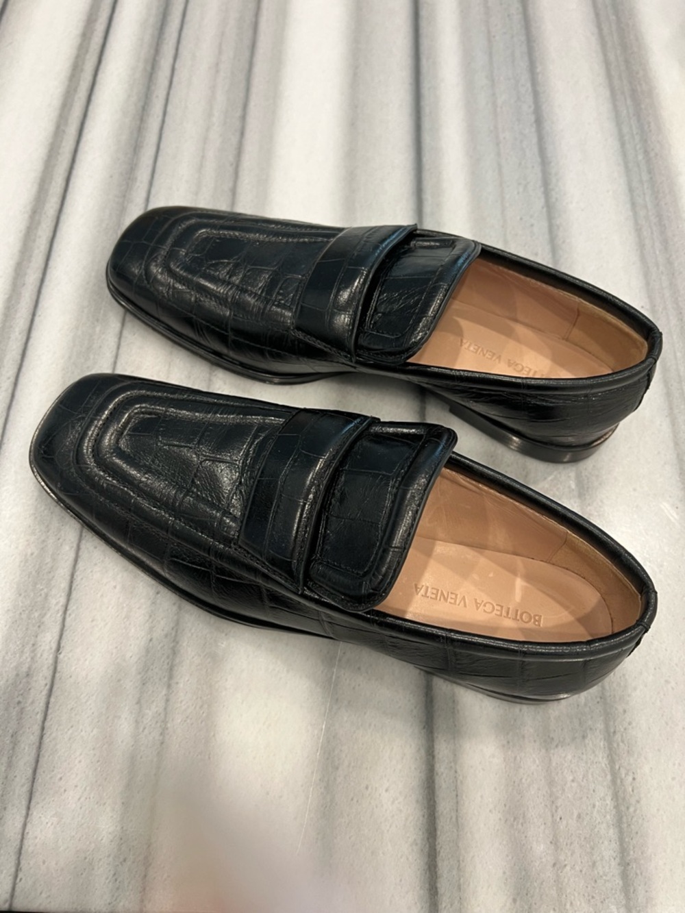 Bottega Veneta Black Croc-Embossed Leather Penny Loafers size 39.5